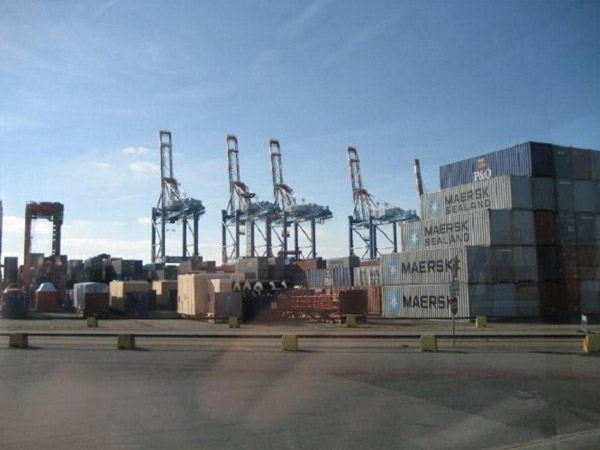 Der Containerhafen von Bremerhaven
